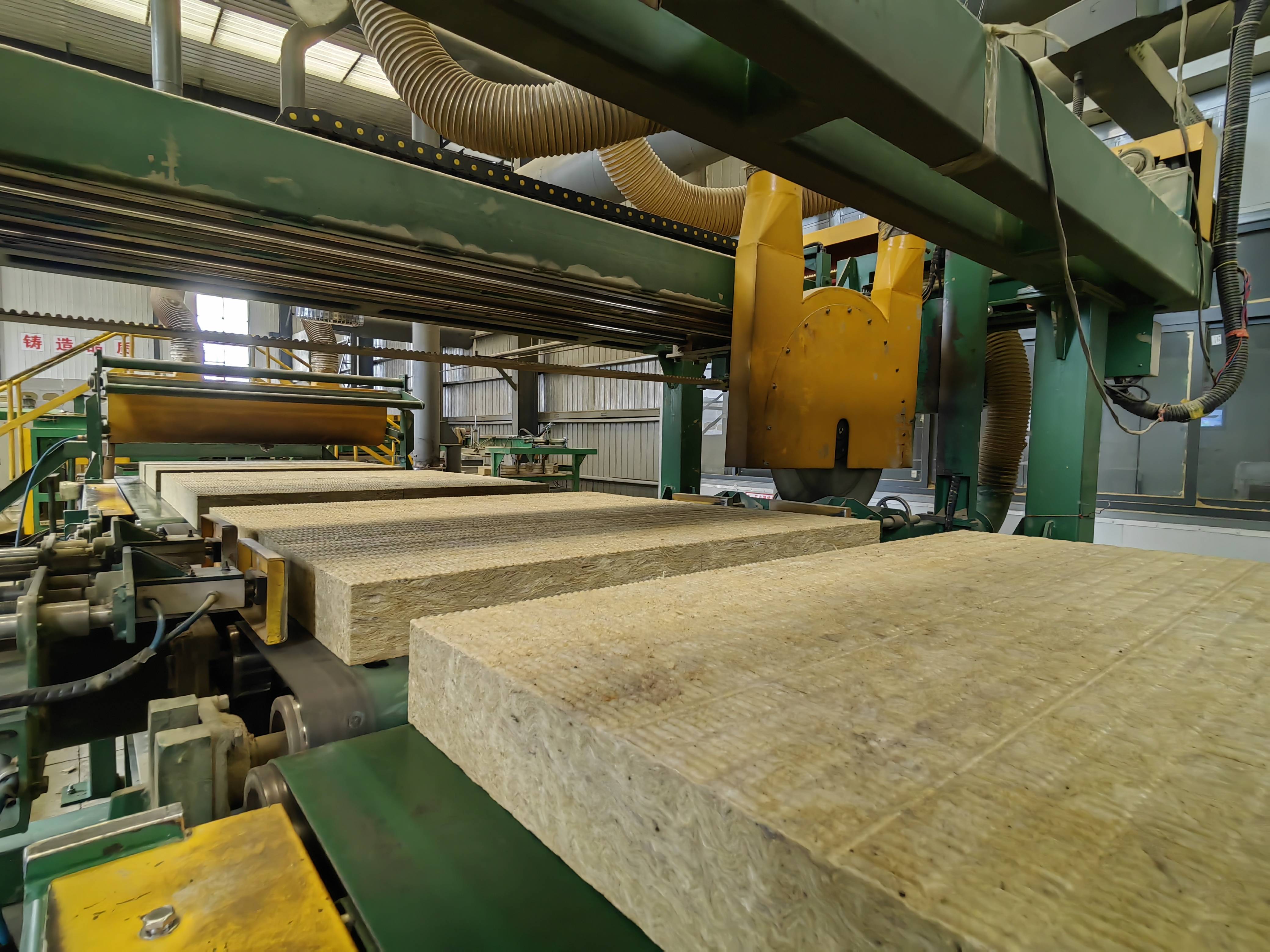 岩棉板生产车间
